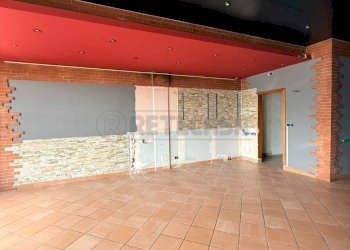 WhatsApp Image 2026-07-20 at 09.56.52 (1) - Commercial Premises Via dal Ponte 200, Torri di Quartesolo - photo 2