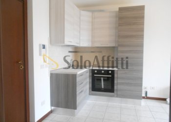 CUCINA - Appartamento Via Aldo Rossi 12, Pavia - foto 3