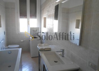 BAGNO - Appartamento Via Damiano Chiesa 14, Pavia - foto 8