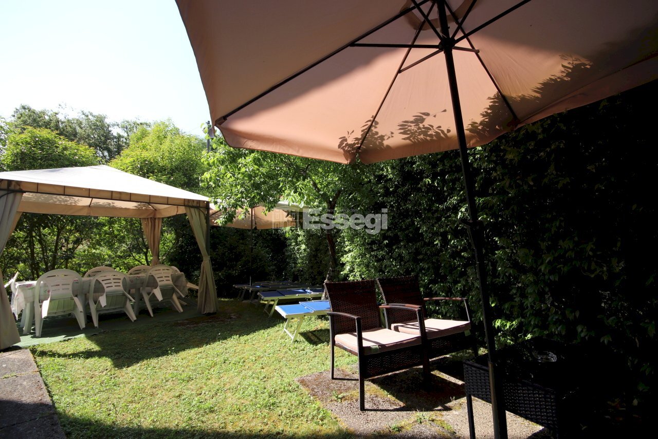 Ampia casa colonica in vendita tra Lucca e Camaior - Casale Valpromaro, Massarosa - foto 1