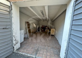 reggio emilia garage_0765 2 - dimensioni grandi - Box Via Reggio Emilia 6, Bologna - foto 1