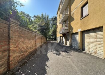 varthema garage_0764 2 - Box Via Lodovico Varthema 44, Bologna (zona Murri) - foto 3