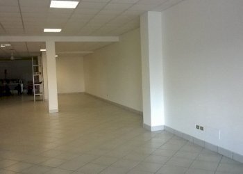 DILEOIMMOBILIARE VENDE LOCALE COMMERCIALE - Capannone Monteprandone - foto 4