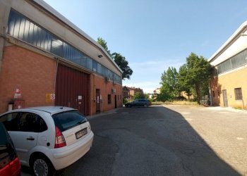 capannone Affitto SanDamaso (2) (FILEminimizer) - Commercial Premises Via Ghigo Zanfrognini 19, Modena - photo 2