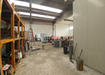 capannone Affitto SanDamaso (8) (FILEminimizer) - Commercial Premises Via Ghigo Zanfrognini 19, Modena - photo 8
