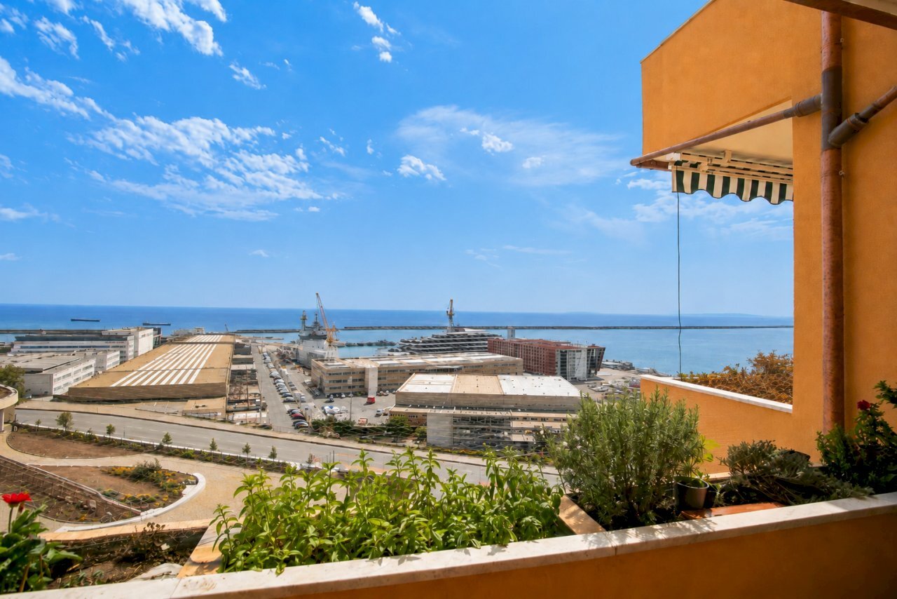 Vista - Appartamento Via Rivoli, Genova (zona Carignano) - foto 3