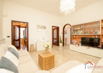 2.2 SALA - Appartamento Via Domenico Oliva 7, Genova (zona Sestri Ponente) - foto 4