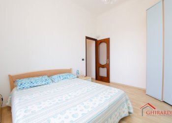 4.2 CAMERA 1 - Appartamento Via Domenico Oliva 7, Genova (zona Sestri Ponente) - foto 12