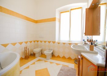 7.0 BAGNO - Appartamento Via Domenico Oliva 7, Genova (zona Sestri Ponente) - foto 19