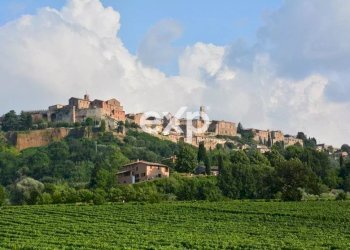 Villa Montepulciano - photo 1