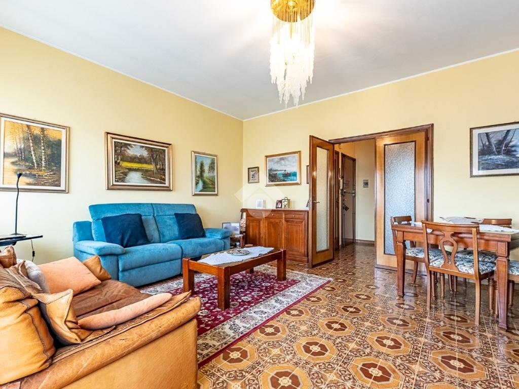 Four-room apartment Via Bussoleno, Collegno - photo 3