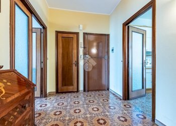 Four-room apartment Via Bussoleno, Collegno - photo 5