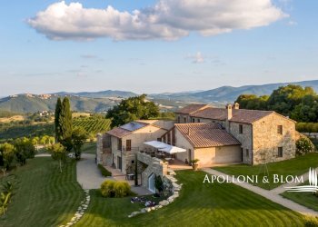 Villa Unifamiliare Via Dante Alighieri, 6, Cinigiano - foto 1