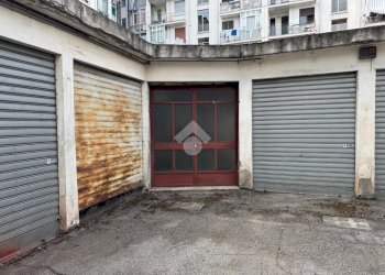 Box Corso Piero Maroncelli, Torino (zona Nizza Millefonti) - foto 6
