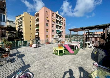 Quadrilocale Via Coronata, Genova (zona Coronata) - foto 1