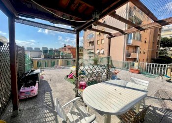 Quadrilocale Via Coronata, Genova (zona Coronata) - foto 16