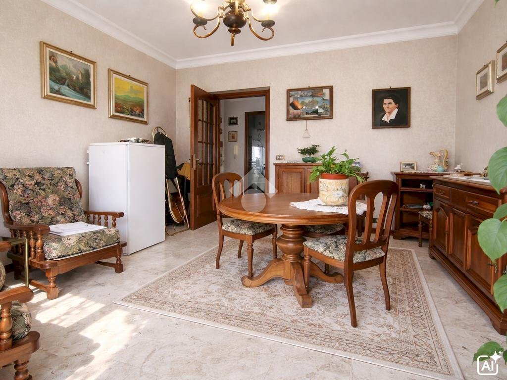 Three-room apartment Via Giovanni Verneri, Alessandria - photo 1