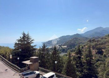 Quadrilocale Via vallecrosia, Genova (zona Voltri) - foto 3