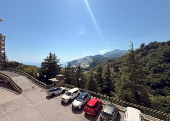 Quadrilocale Via vallecrosia, Genova (zona Voltri) - foto 6