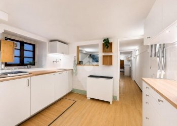 Trilocale Vico delle Cinque Lampadi, Genova (zona Centro Storico) - foto 4