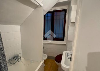 Trilocale Vico delle Cinque Lampadi, Genova (zona Centro Storico) - foto 21