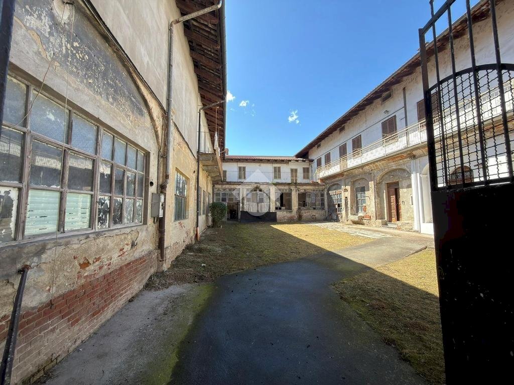 Stabile - Palazzo Via Mazzini, Crescentino - foto 2