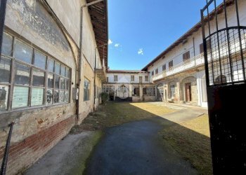 Stable - Palace Via Mazzini, Crescentino - photo 2
