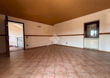 Three-room apartment Via zanotti, Borgo Ticino - photo 8