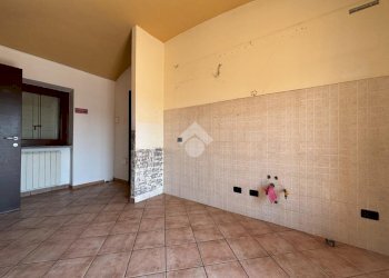 Three-room apartment Via zanotti, Borgo Ticino - photo 11