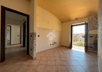 Three-room apartment Via zanotti, Borgo Ticino - photo 12