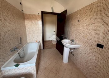 Three-room apartment Via zanotti, Borgo Ticino - photo 24