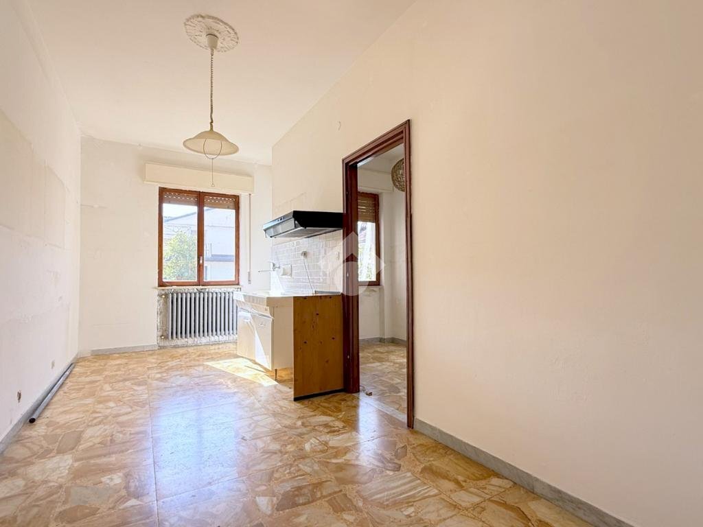 Four-room apartment Via Cardinal Raimondi, Acqui Terme - photo 2