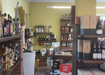 Locale Commerciale Piazza Caduti per la Libertà, Boves - foto 4