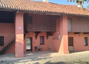 Farmhouse Frazione San Vitale 71, Busca - photo 1