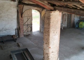 Cascina Via Torino, frazione Madonna dell'Olmo, Cuneo - foto 15