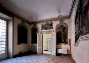 Quadrilocale Via Barberia, Bologna (zona Centro Storico) - foto 9