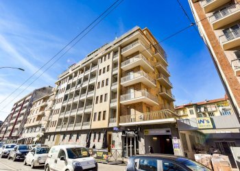 Quadrilocale Torino (zona Nizza Millefonti) - foto 1