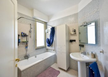Quadrilocale Torino (zona Nizza Millefonti) - foto 28