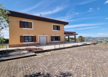 Foto 3 - Villa Contrada Bosco, Grottaminarda - foto 3