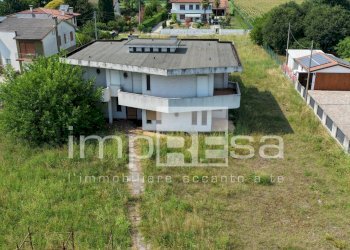 Foto 8 - Casa indipendente via  Brenta
 
24, San Martino di Lupari - foto 8