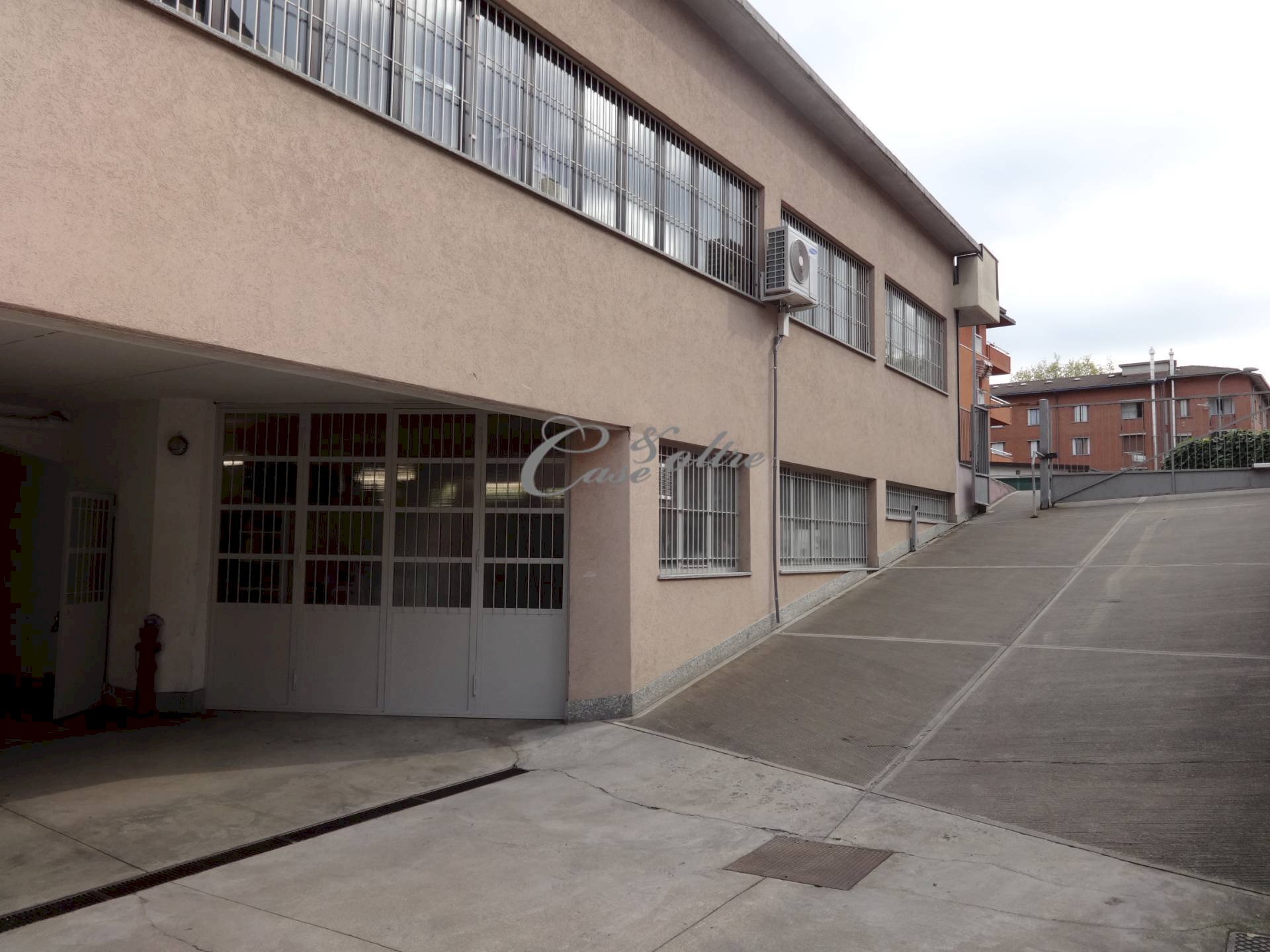 Foto 1 - Capannone Via Giuseppe Giusti, Varese - foto 1