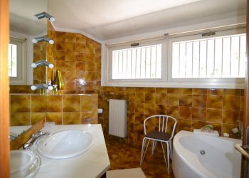 Foto 47 - Villa Regione Stanchere
 
17, Albenga - foto 47