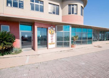 Foto 1 - Commercial Premises via cupa madonna di varano
 
12, Recanati - photo 1