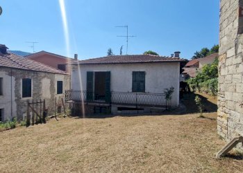 Foto 1 - Semi-detached house Camerana - photo 1