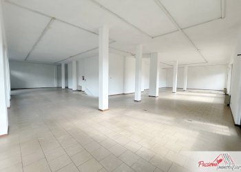 Foto 2 - Commercial Premises Via Delle Agostiniane
31, Verona - photo 2