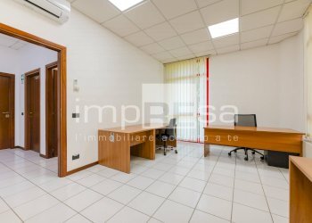 UFFICIO 1 - Ufficio via Giovanni Pascoli, Quarto d'Altino - foto 9