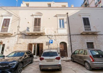 Foto 1 - Monolocale Via Santa Maria
 
49, Trani - foto 1