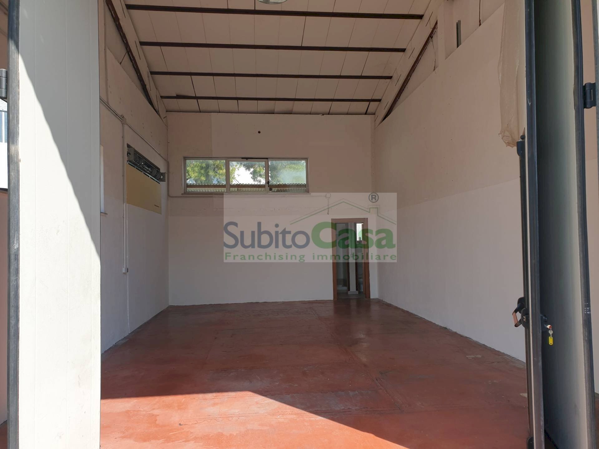Foto 2 - Shed Via Penne
53, Chieti - photo 2