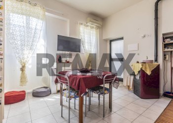 Sala da pranzo - Two-room apartment VIA BUGATTI
 
18, Rho - photo 2