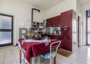 Sala da pranzo - Two-room apartment VIA BUGATTI
 
18, Rho - photo 5